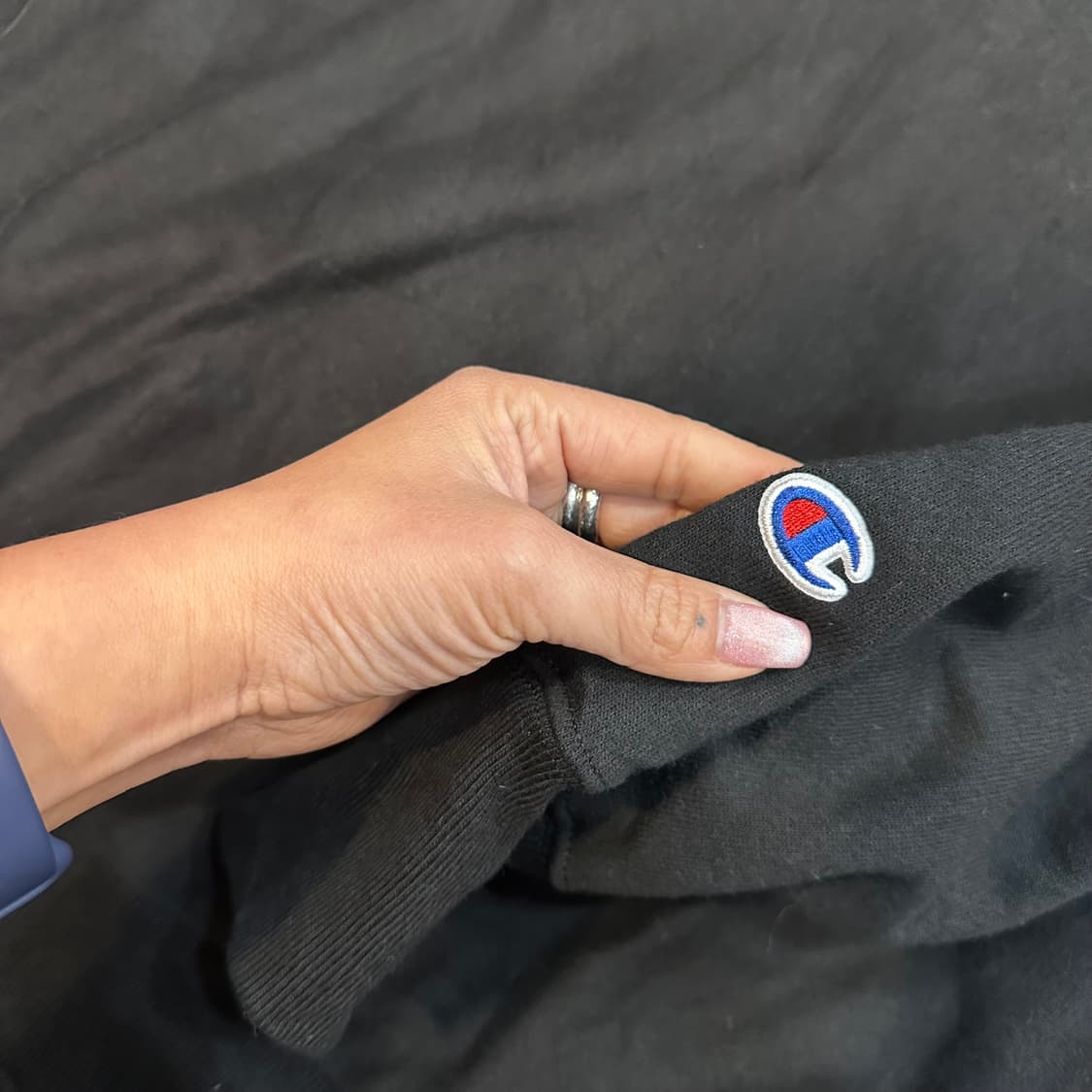 챔피온 리버스위브 블랙 백로고 스웻셔츠 상품이미지8