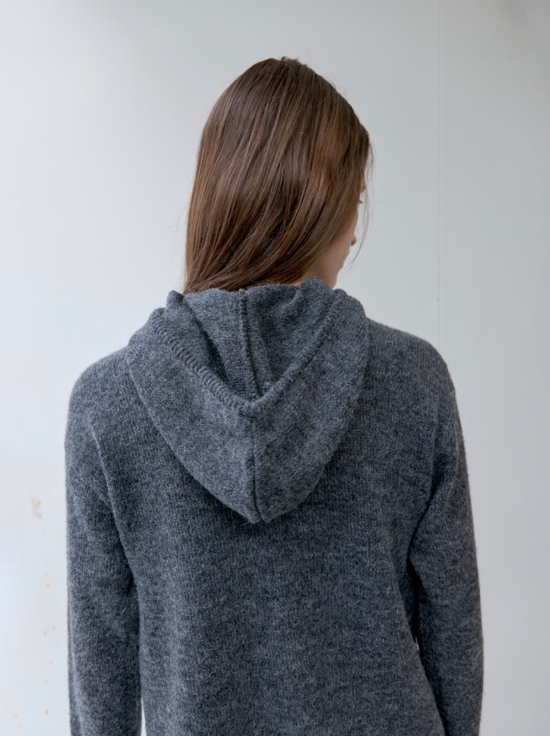 파이카 HAIRY HOODED KNIT TOP (charcoal) 상품이미지3