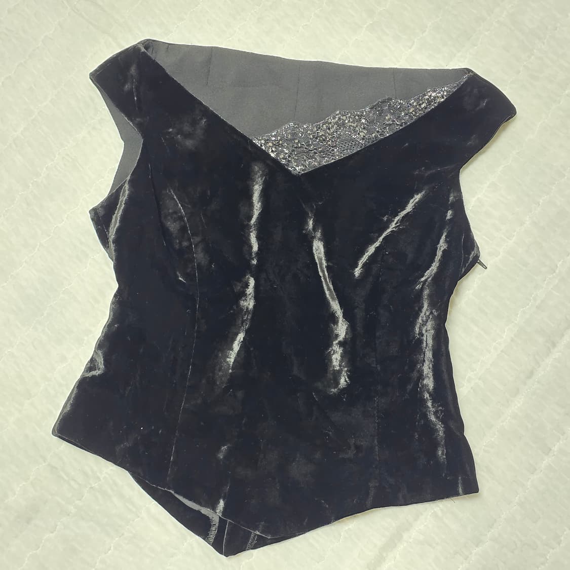 고딕 레이스st 벨벳 베스트 탑슬리브리스 상품이미지2