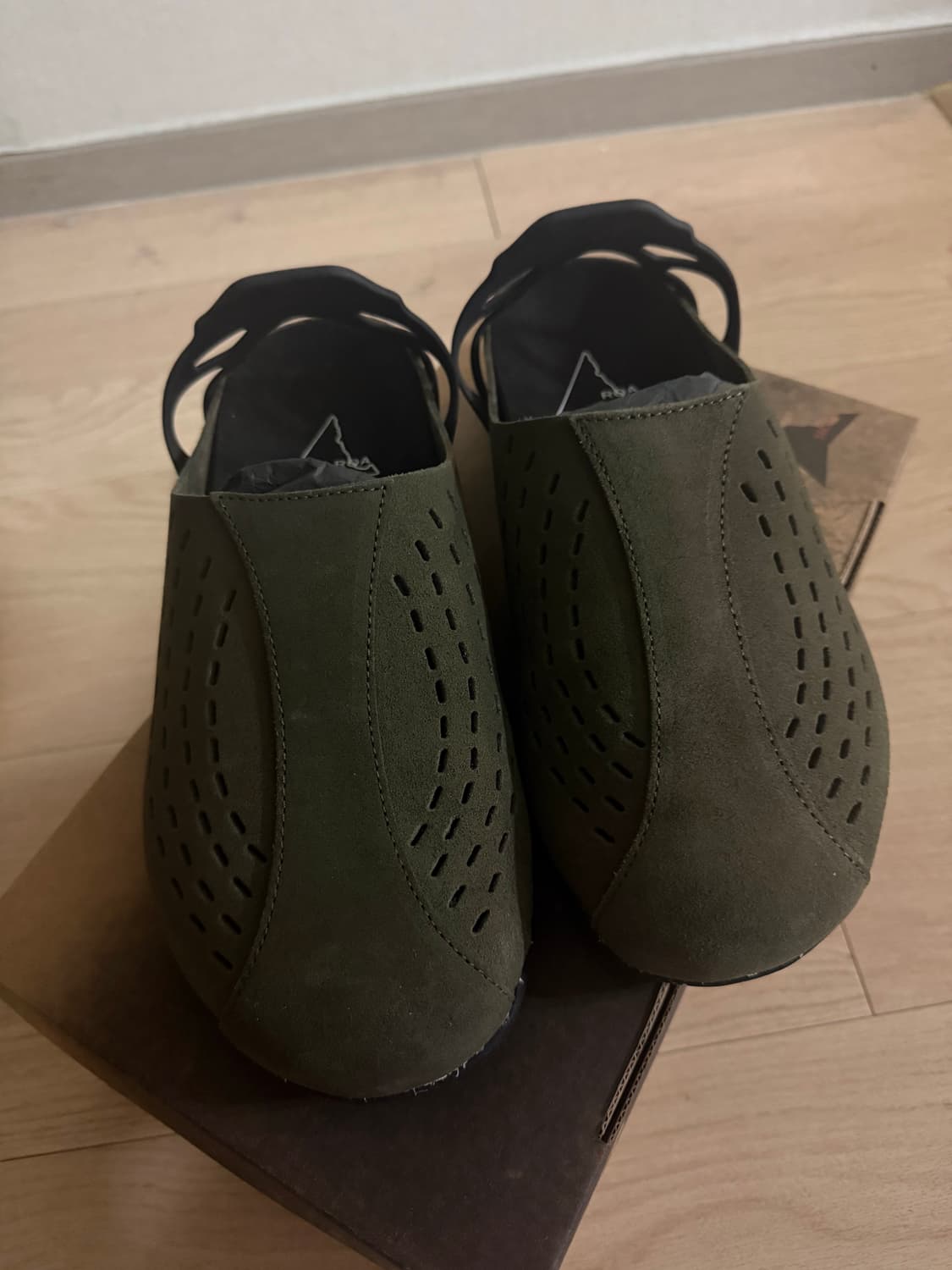 roa 로아 페다이아 41사이즈 판매 상품이미지6