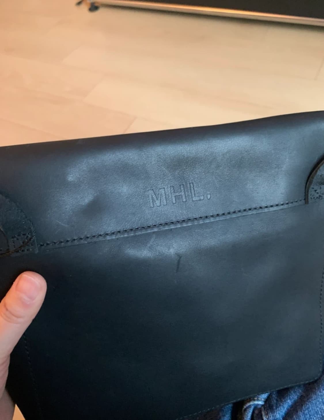 마가렛호웰 MHL. 블랙 크로스백  상품이미지3