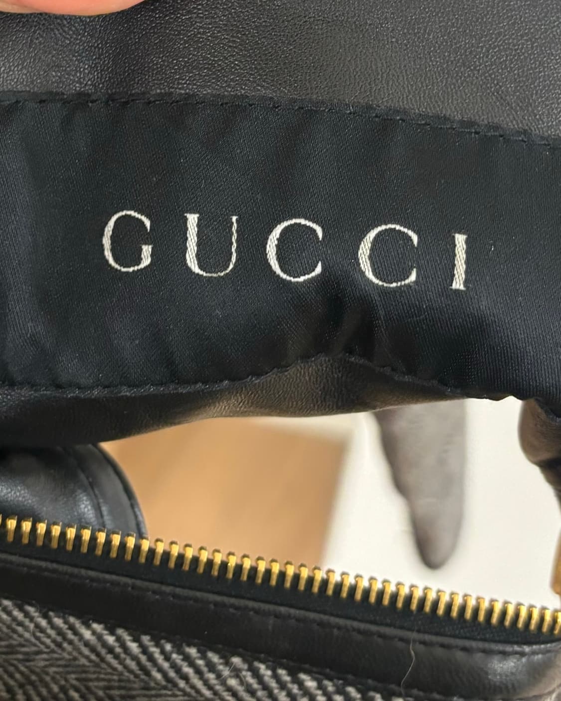 구찌 그레이 헤링본 블랙 가죽 트리밍 자켓 상품이미지7