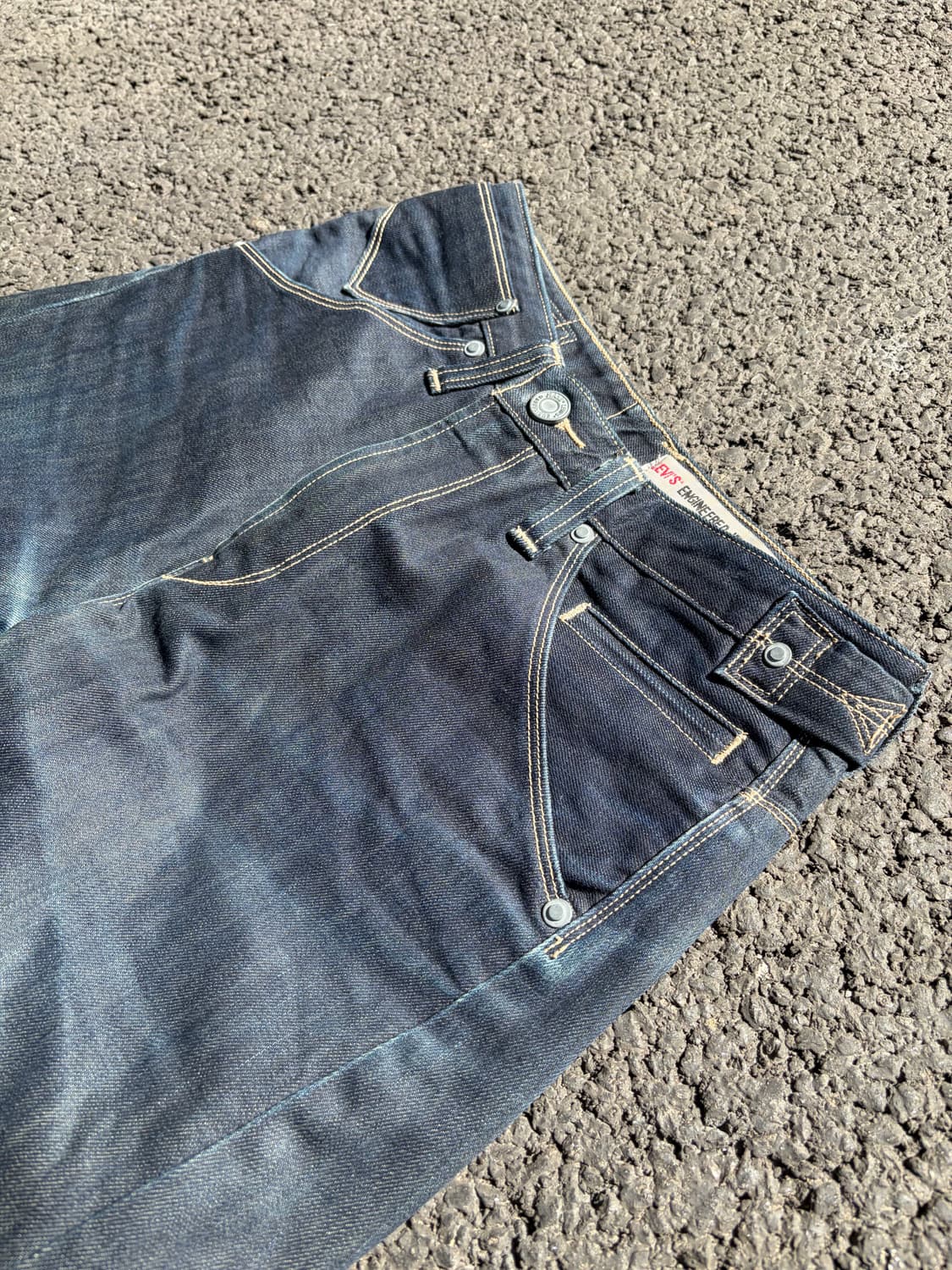 리바이스 엔지니어드 진 사이드 신치백 상품이미지7