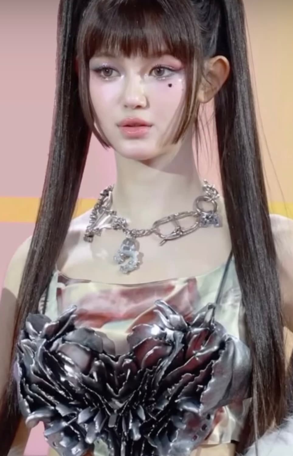 제메타 사틴 프린트 탑 상품이미지2