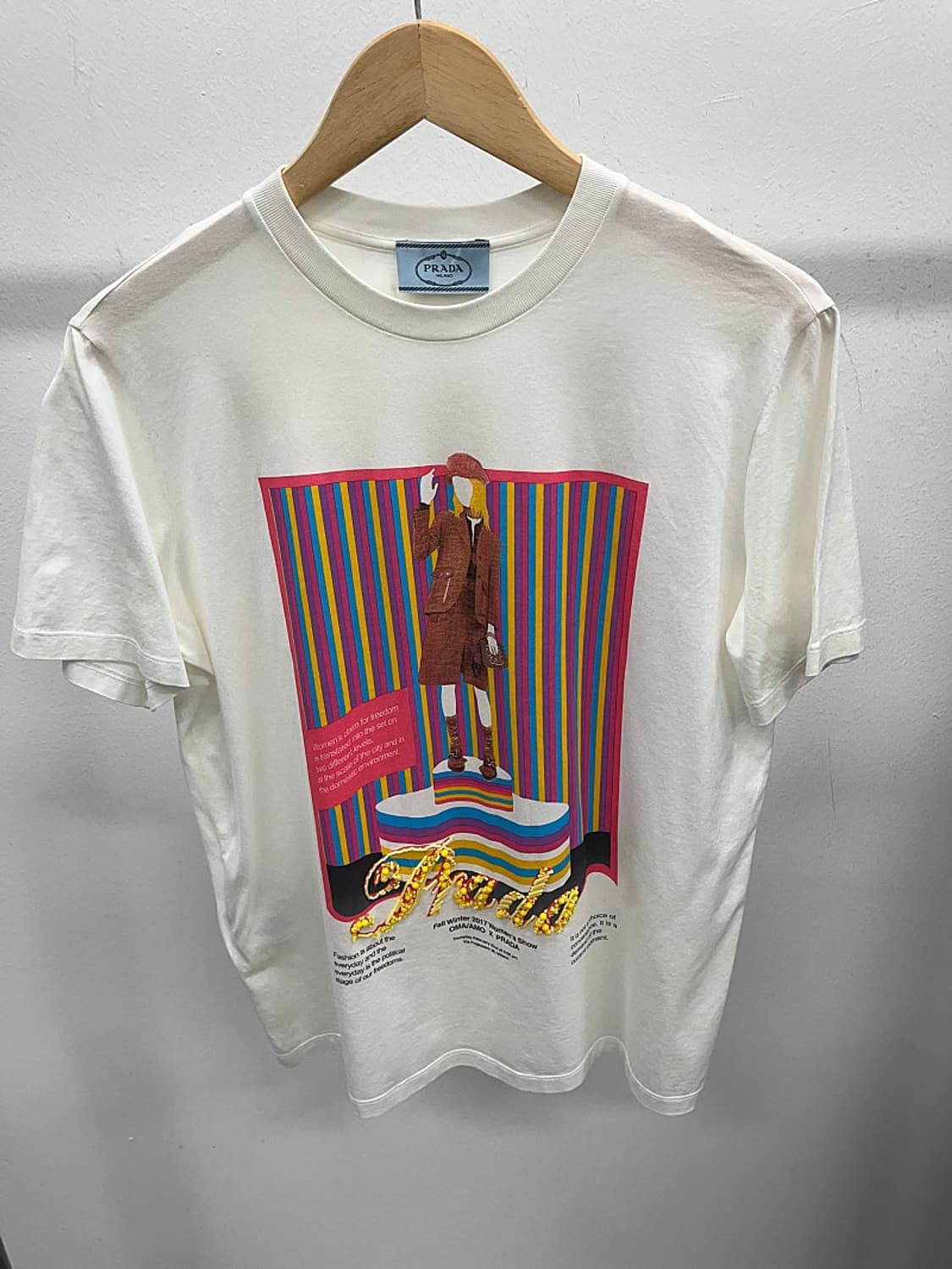 여) 프라다 프린트 반팔티  상품이미지2