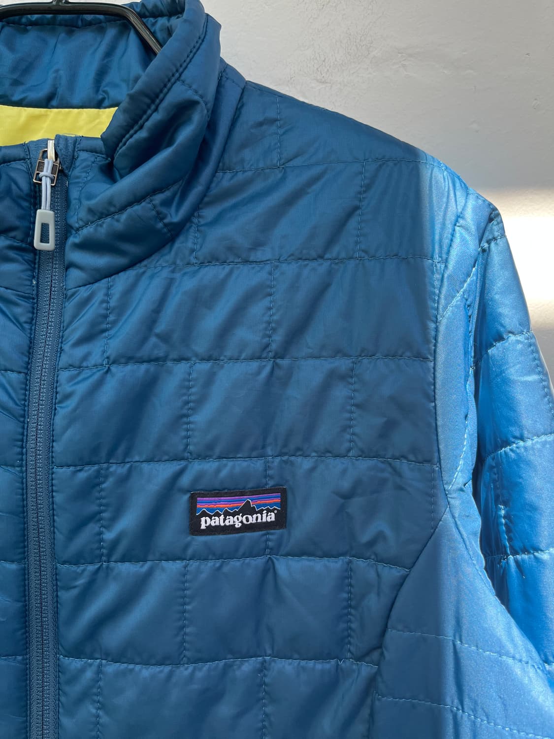Patagonia 블루 경량패딩 Women M 상품이미지2