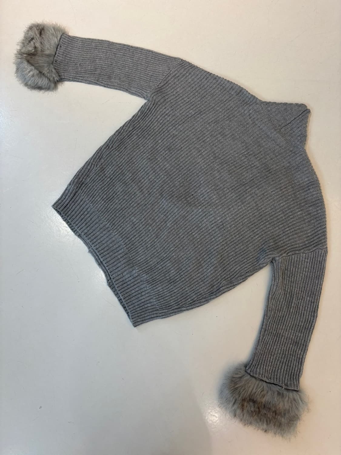 Virgirl Fur Cuffs Knit CD 상품이미지6