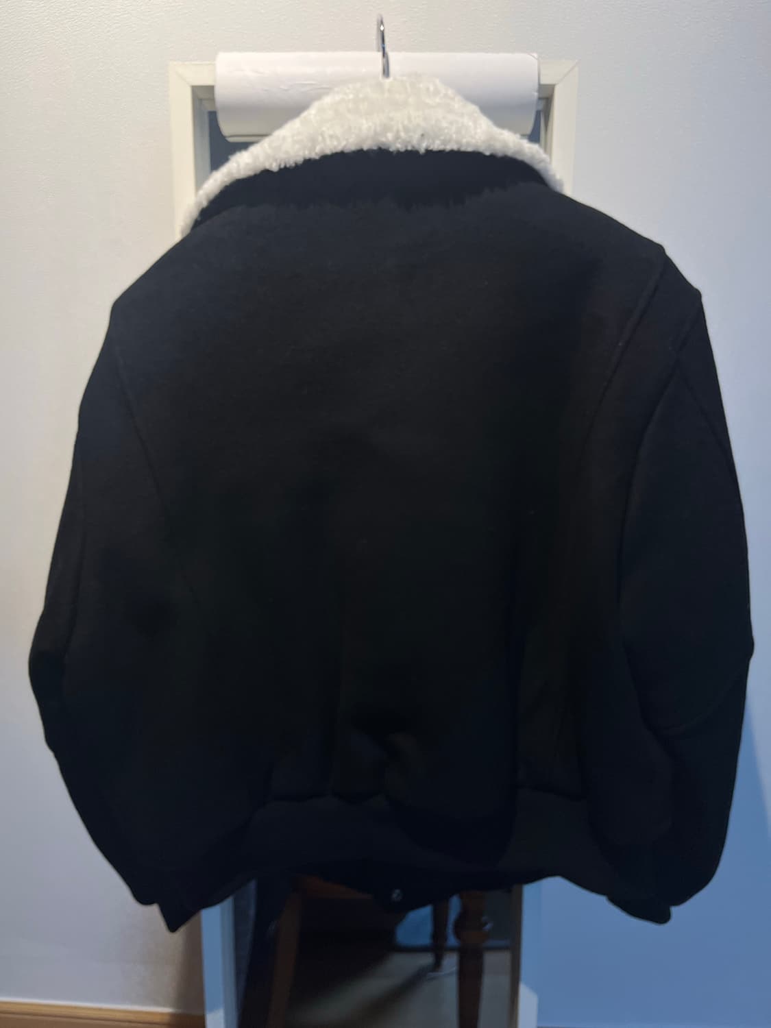 2) 알렌느 하이넥 크롭 울 블루종 새상품 상품이미지2