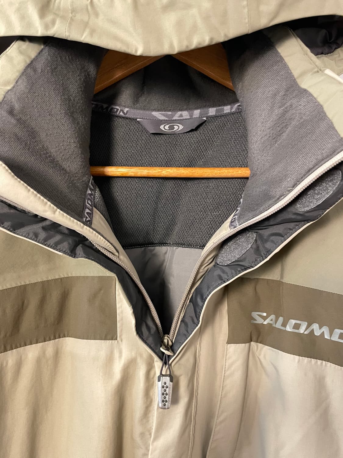 살로몬 윈드브레이커 자켓  상품이미지6