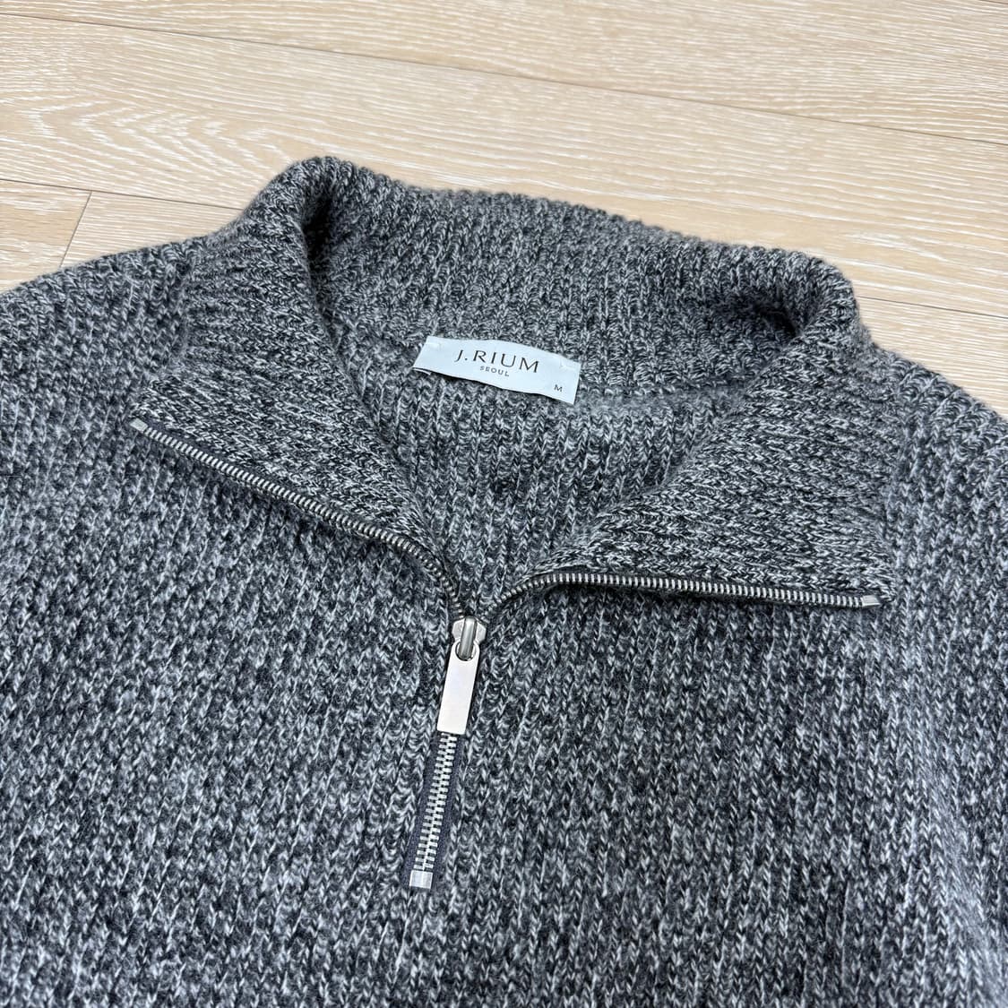 제이리움 반집업 니트 상품이미지3