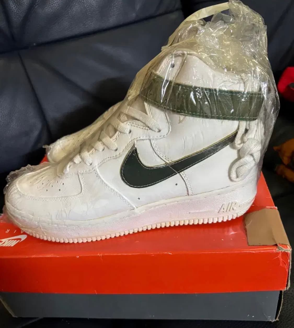 나이키 에어포스1 하이 93 년 흰/금 신품 상품이미지7