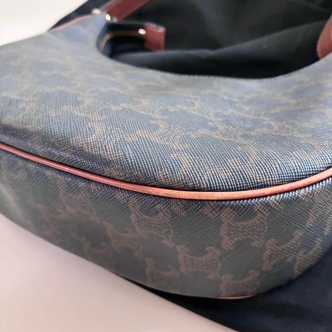 셀린느 아바백 미디움 상품이미지2