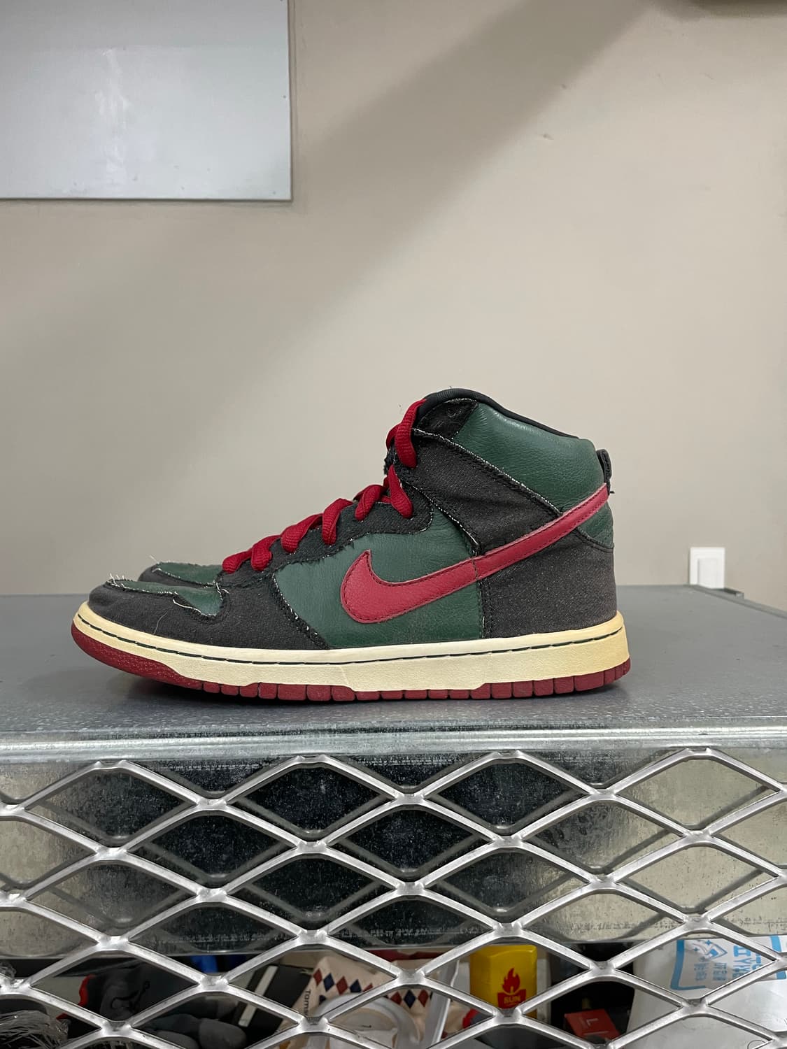 나이키 SB 덩크 하이 프리미엄 RESN 255 상품이미지1