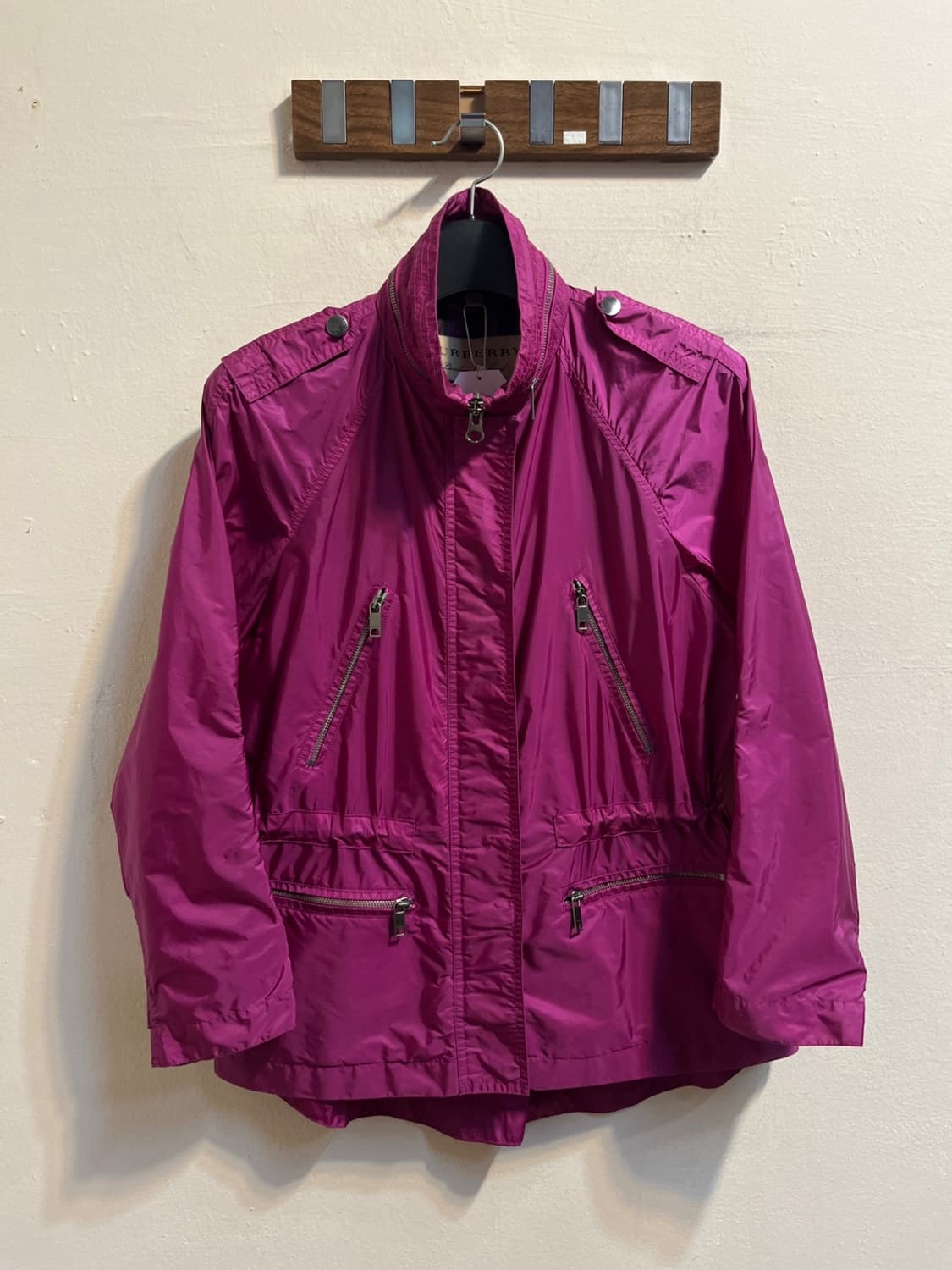 버버리 브릿 바람막이 자켓 상품이미지1