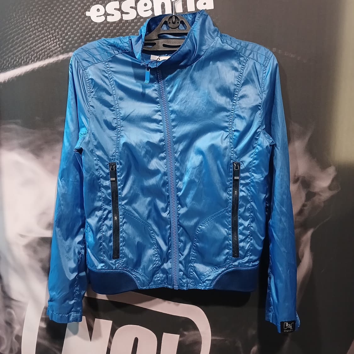 디투케이 드레스드 투 킬 사선집업 바람막이  상품이미지1