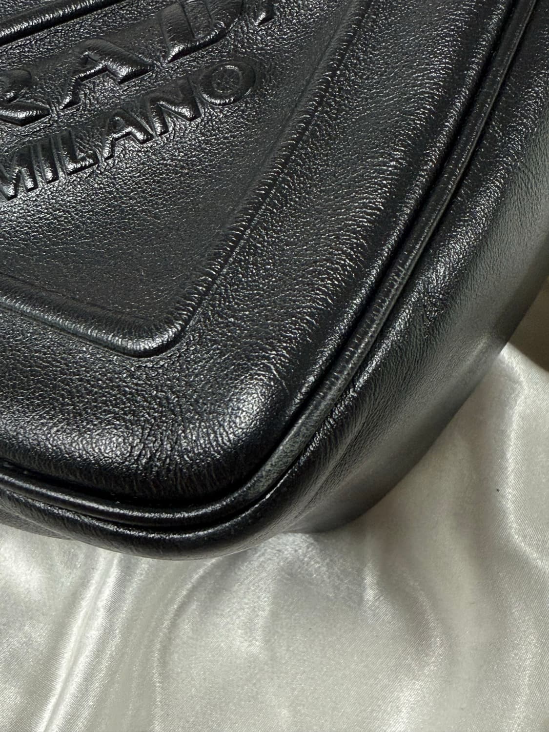 프라다 트라이앵글백 (구매영수증 첨부) 상품이미지7