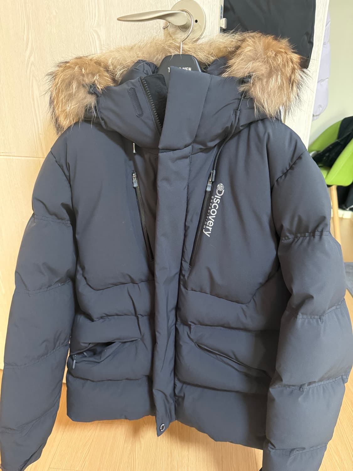 디스커버리 다크그레이 숏패딩(L 100) 새상품 상품이미지1