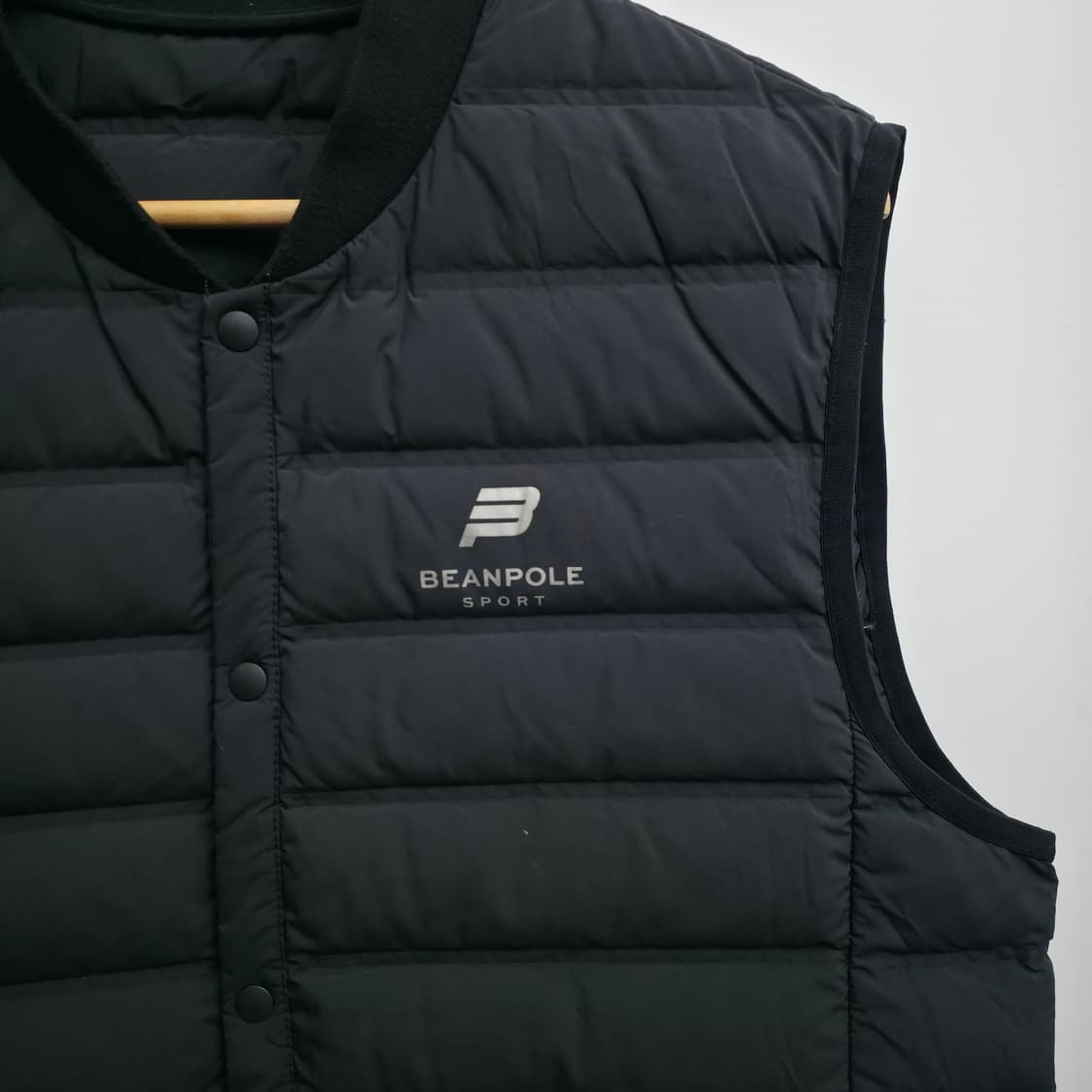 [XL] 빈폴스포츠 블랙 경량 조끼 패딩 상품이미지4