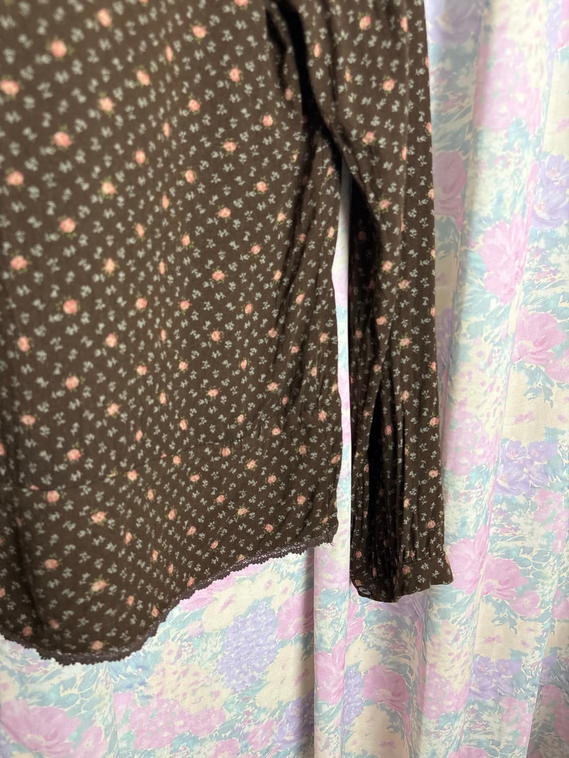 브라운 플라워 긴소매 티셔츠 상품이미지9