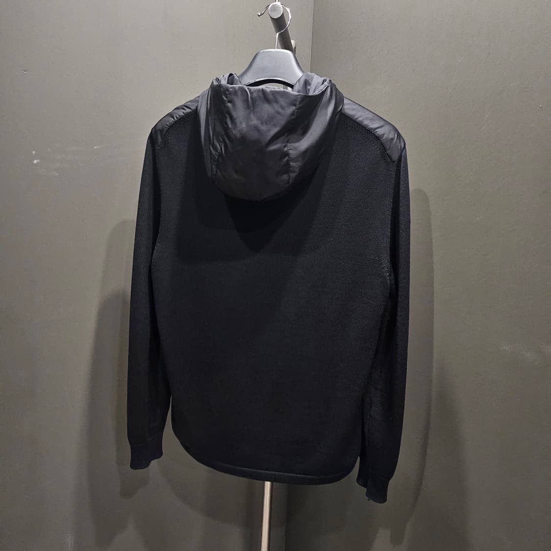 프라다 울 리나일론 개버딘 니트 자켓 상품이미지3