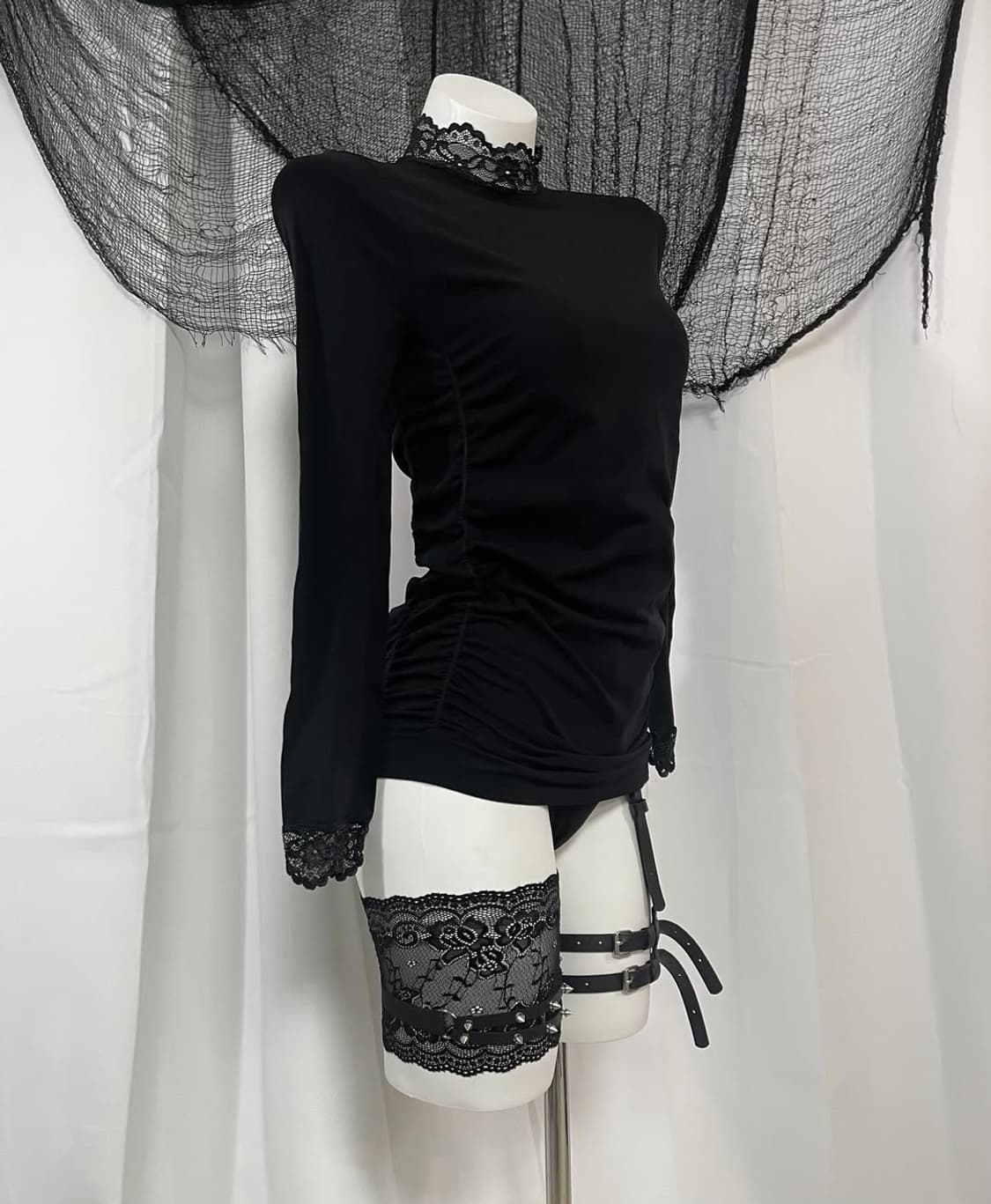 빈티지 블랙 레이스 탑 롱슬리브 상품이미지1