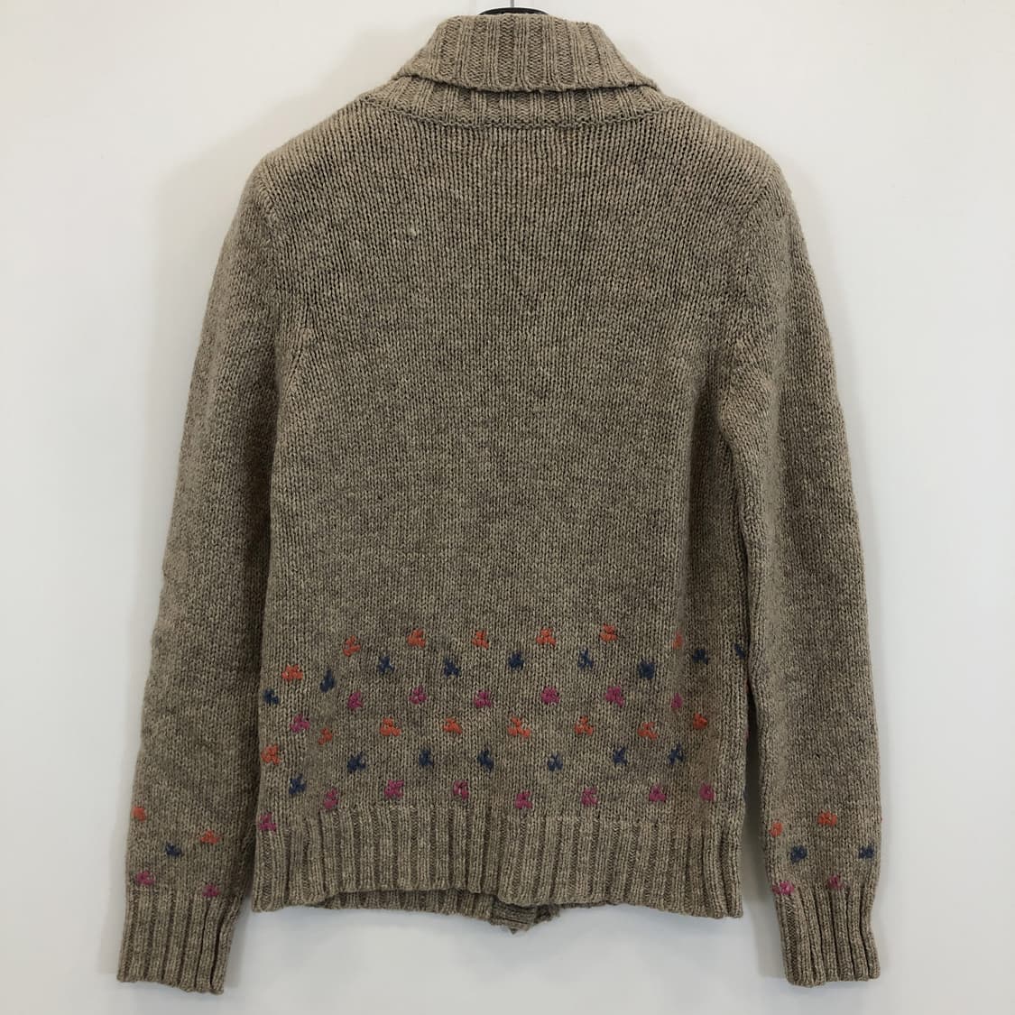 써스데이아일랜드 자수패턴 니트가디건 85  상품이미지5