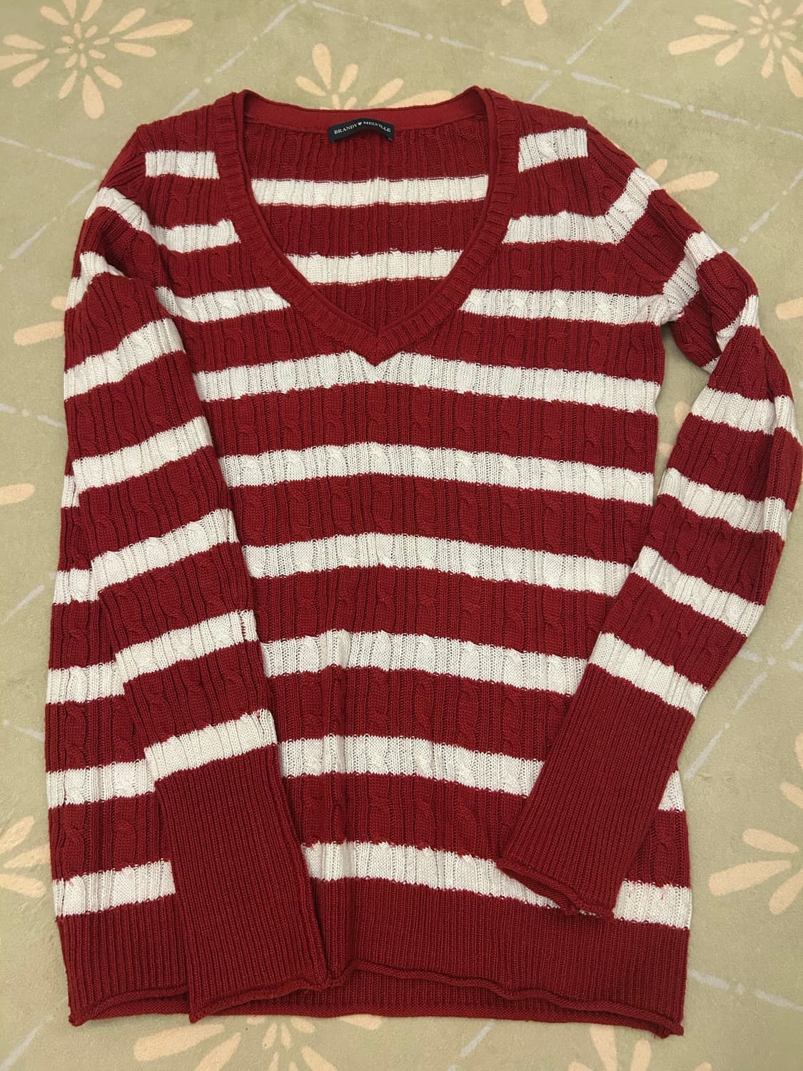 브랜디멜빌 브이넥 니트  상품이미지2