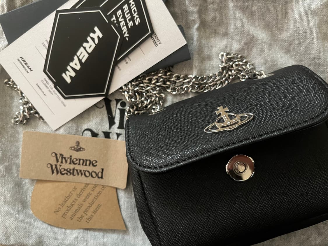 비비안 웨스트우드 사피아노 바이오그린 스몰 퍼스 크로스백 블랙 상품이미지5