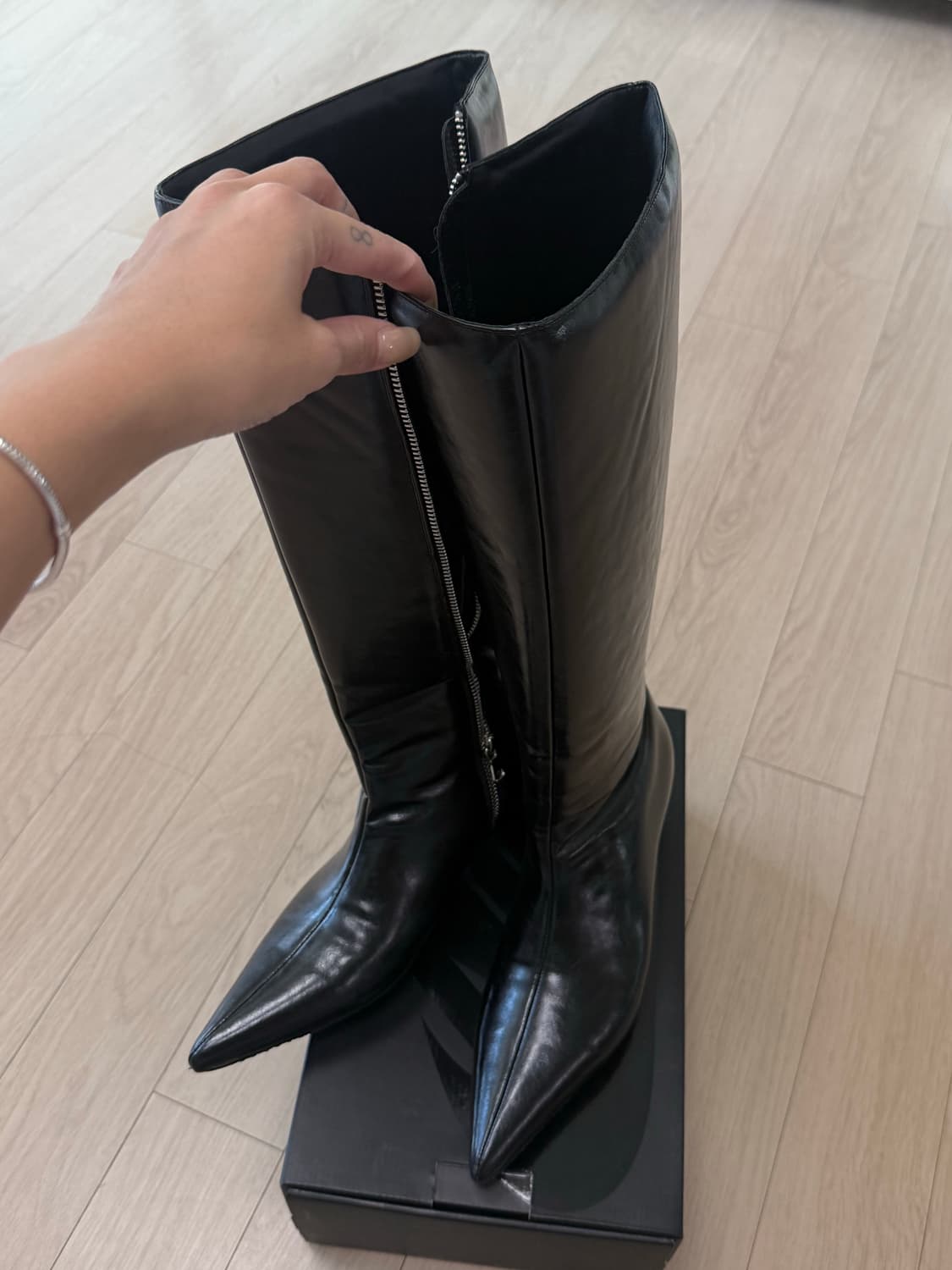 소피에 부츠 상품이미지1