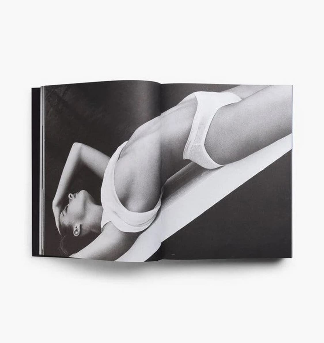 단종 미개봉 / Calvin Klein 캘빈클라인 사진집 상품이미지7