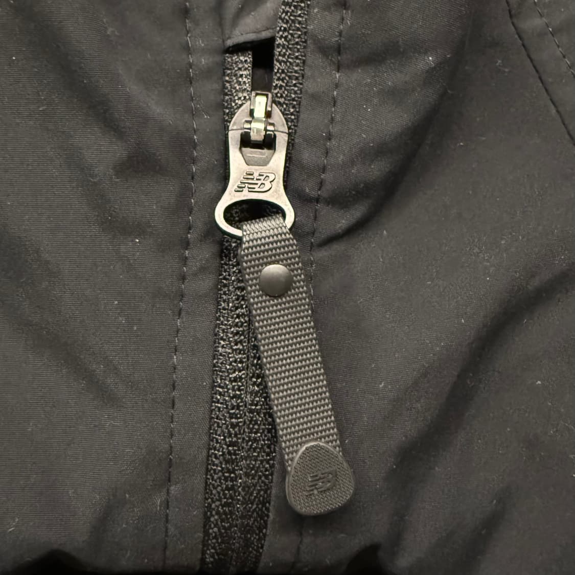 [정품/2XL] 뉴발란스 블랙 반집업 바람막이 자켓 b10 상품이미지8