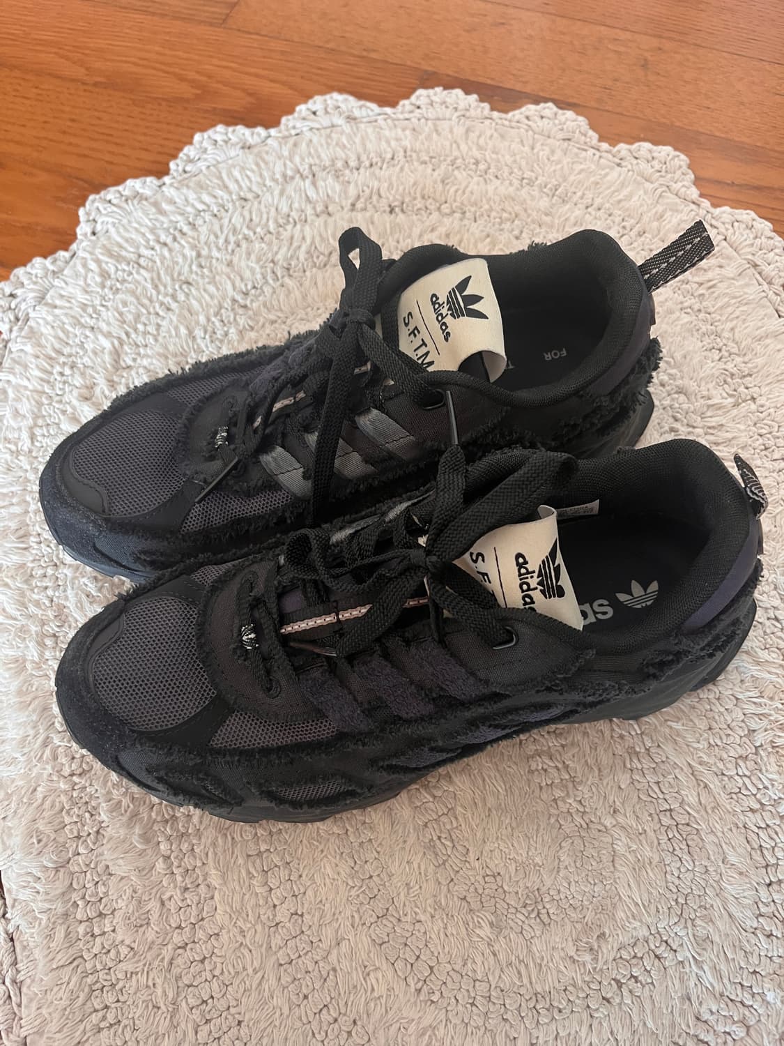 아디다스 송포더뮤트 쉐도우터프 코어블랙 255 상품이미지2