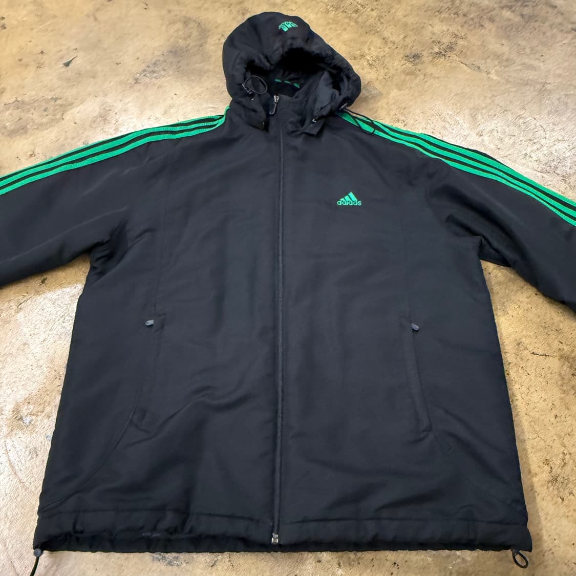 아디다스 검초 블랙 그린 패딩 자켓 점퍼 100 상품이미지3