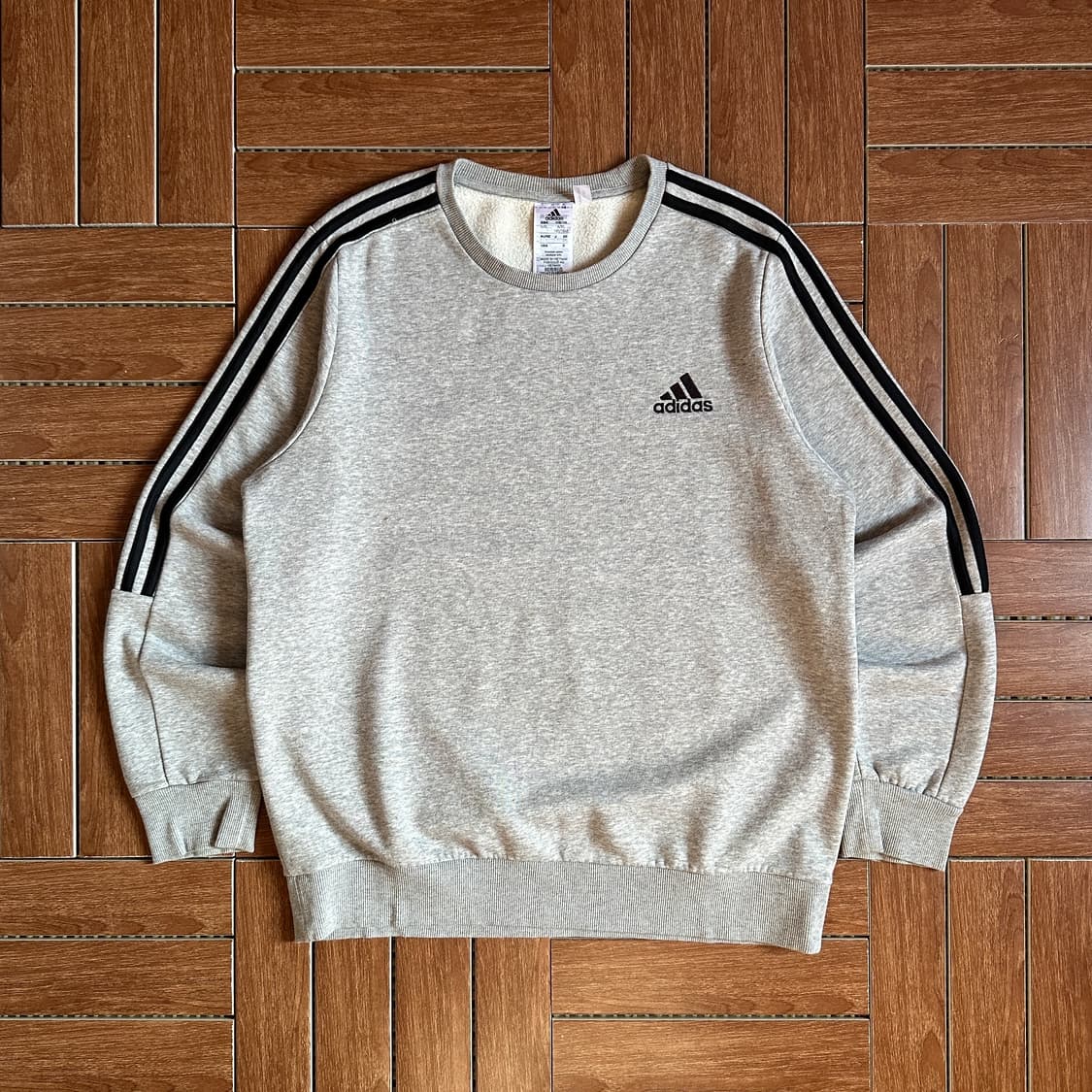 Adidas round-neck sweats 상품이미지1
