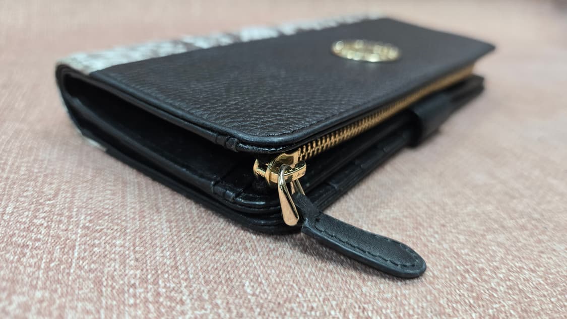 메트로시티 아나콘다 엠보 소가죽  블랙장지갑 상품이미지4