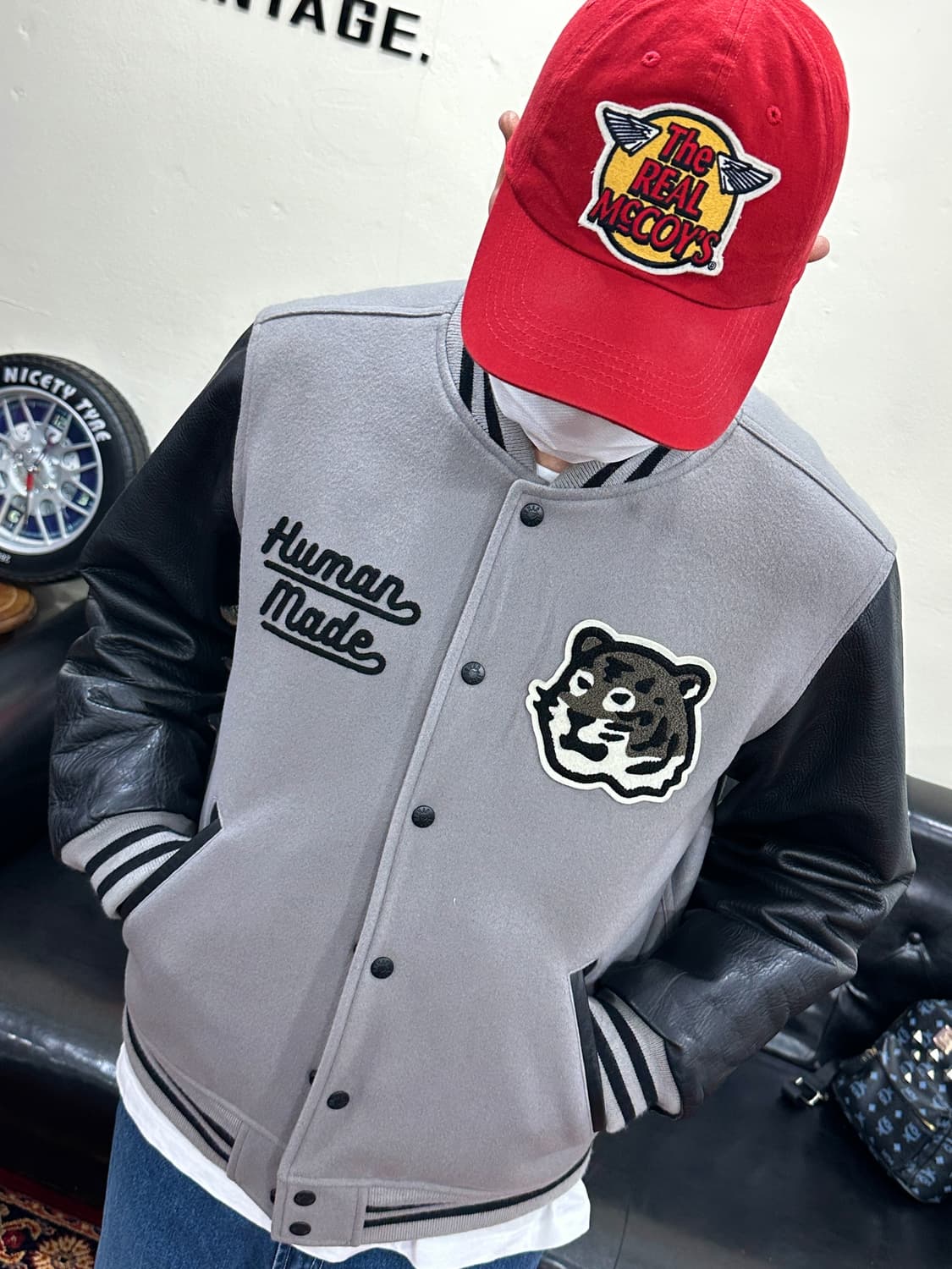 휴먼메이드 호랑이 바시티 그레이 XL 상품이미지3