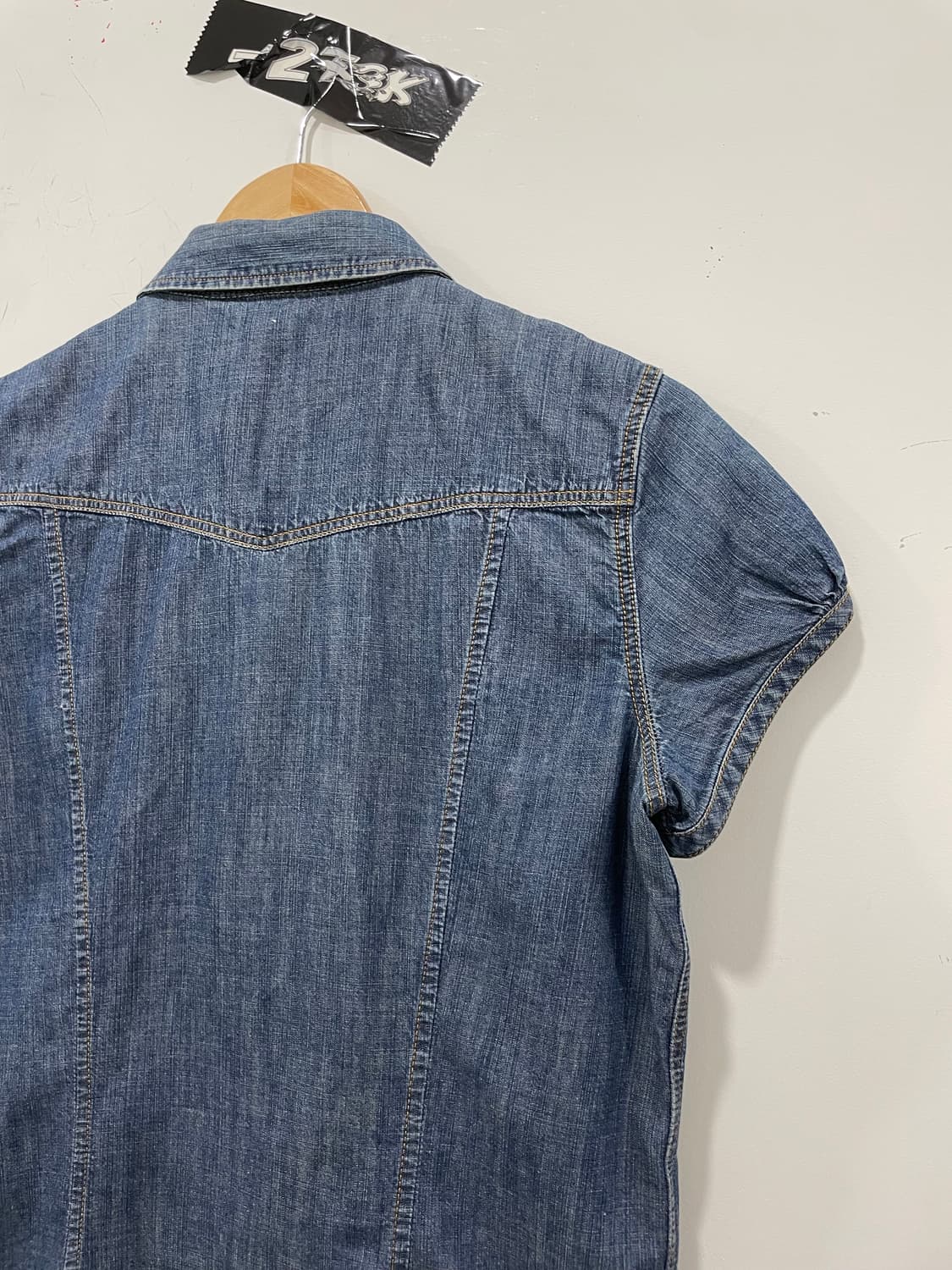 Levi’s 리바이스 슬림핏 웨스턴 데님 반팔셔츠 상품이미지8
