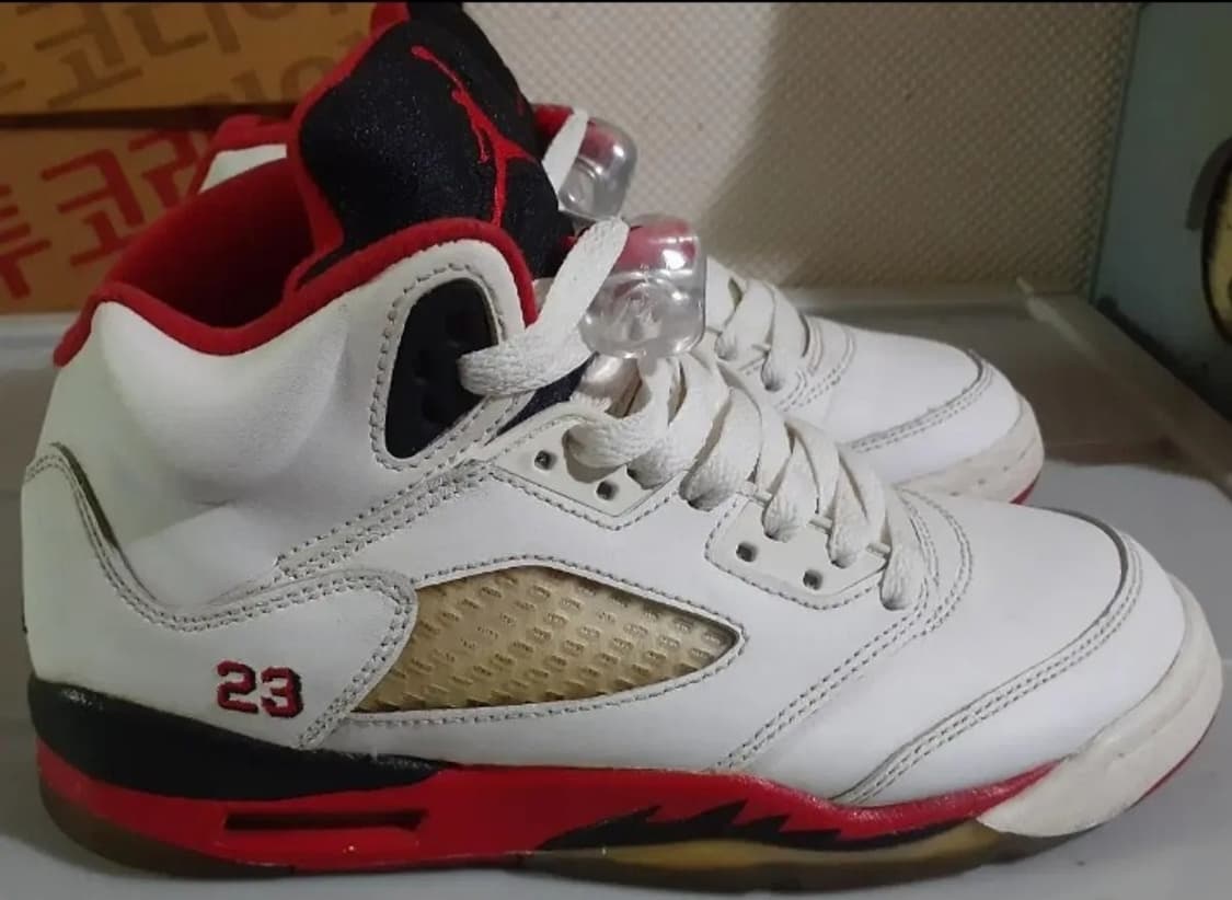 조던 5 파이어레드 블랙텅 230 상품이미지3