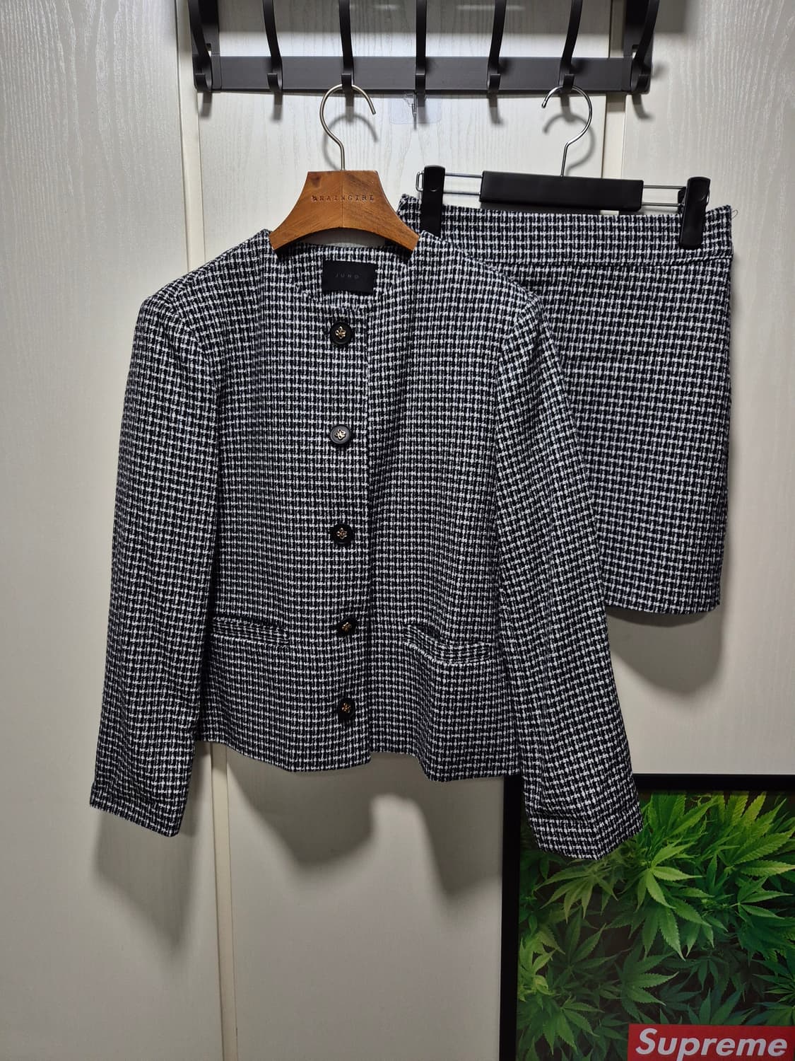 (세일)(새상품)체크 트위드 자켓 스커트 셋업 상품이미지1