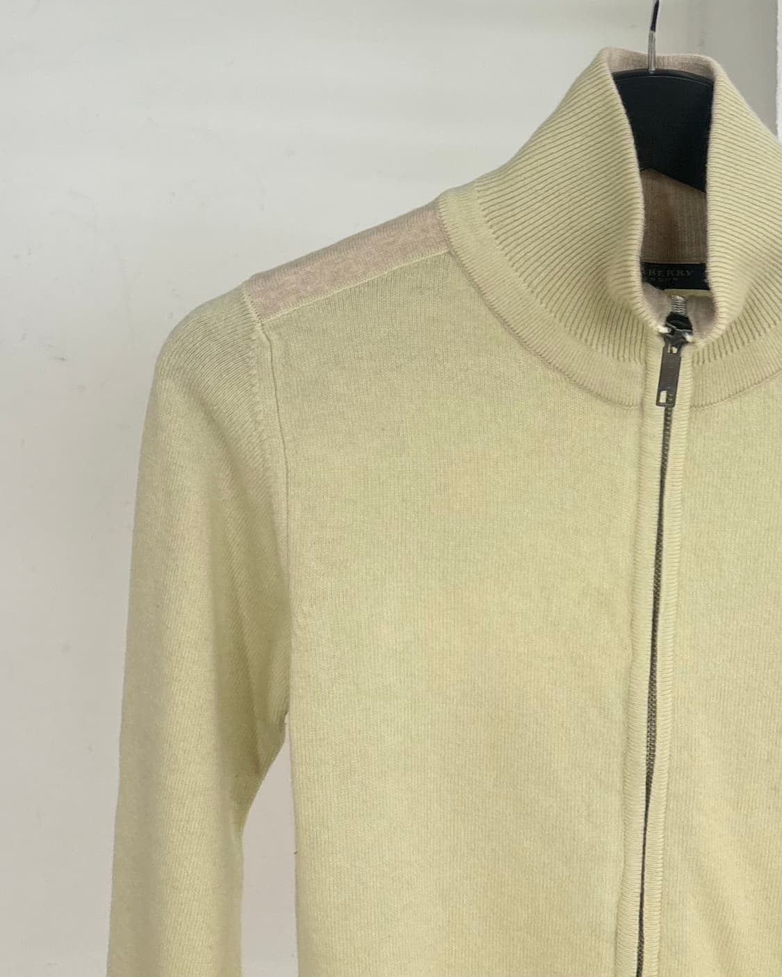 버버리 옐로우 울 캐시미어 니트 집업 상품이미지3