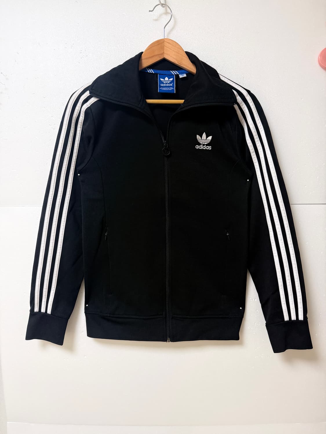 아디다스 유로파 트랙탑 져지 블랙90 상품이미지1