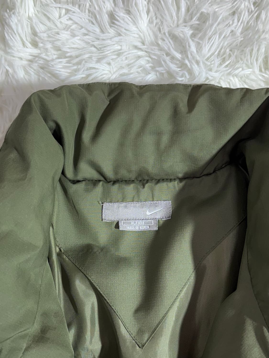 나이키 00‘s 그린 스우시 베이지 다운 숏패딩  상품이미지6