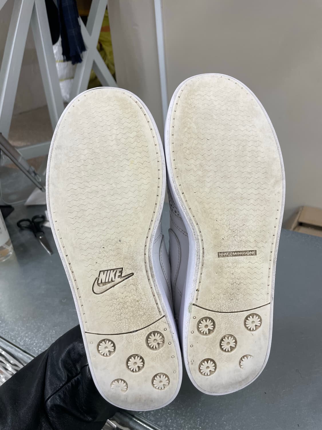 나이키 x 피스마이너스원 권도1 화이트 275 상품이미지5