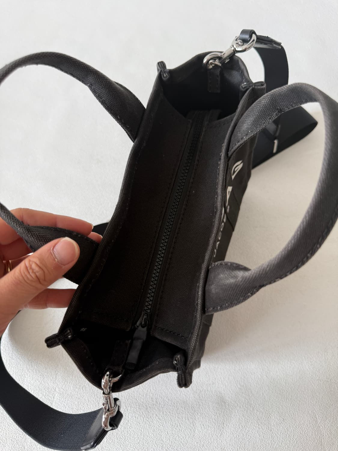 마크 제이콥스(Marc Jacobs) 캔버스 더 토트백 상품이미지6