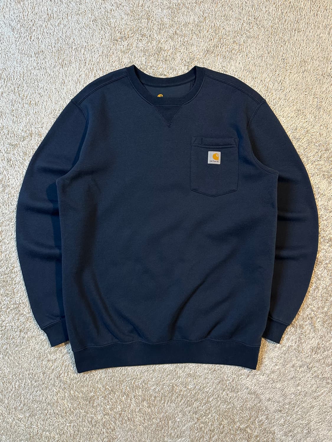 칼하트 CARHARTT 오리지널핏 포켓 기모 맨투맨 네이비 상품이미지1