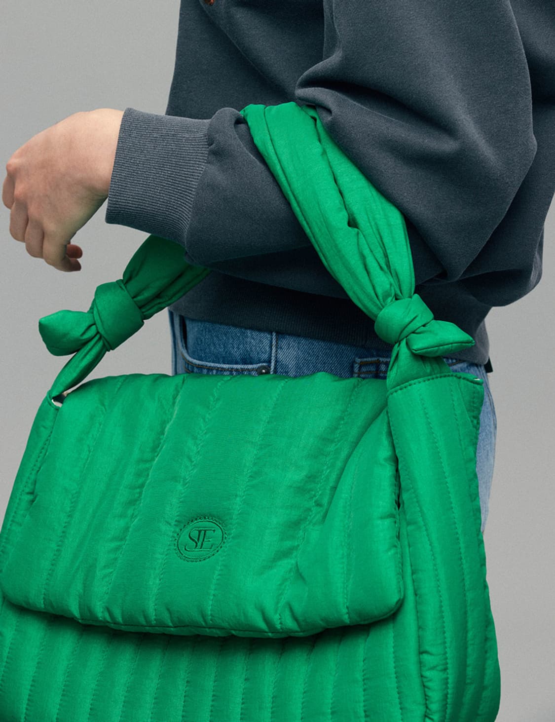 시엔느 패딩백 크로스백 그린 상품이미지3