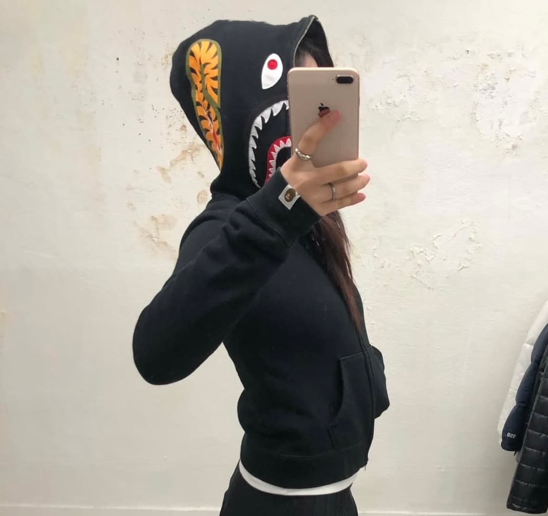 딱붙핏!!!))) 베이프 샤크 후드 집업 상품이미지2