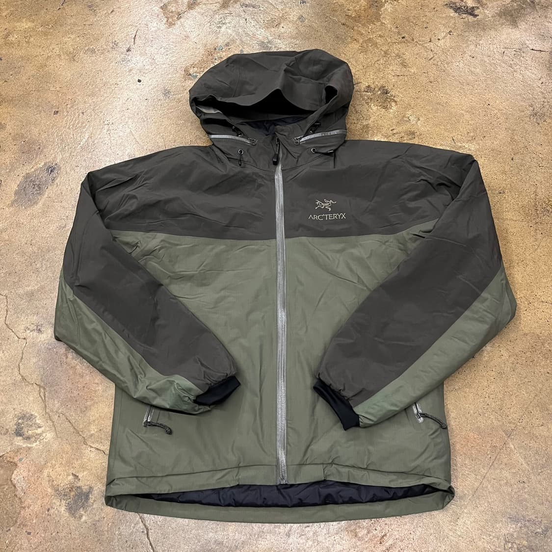 [정품/S] 아크테릭스 바람막이 자켓 카키 블랙 b14 상품이미지2