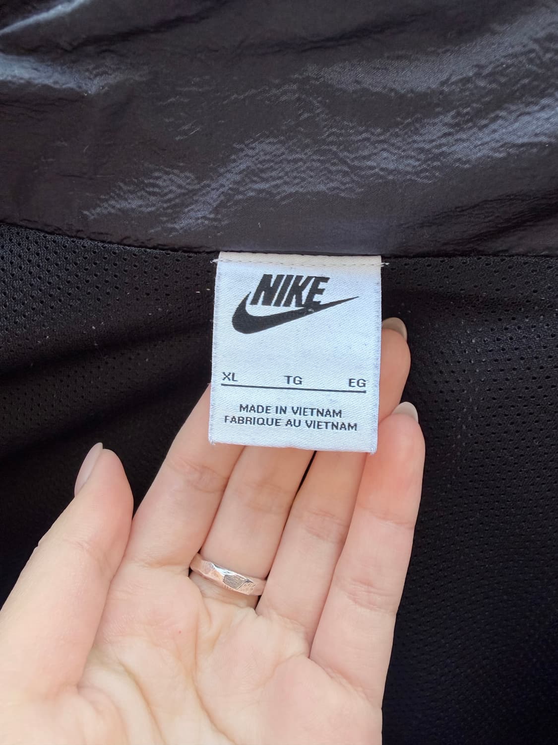 Nike 빈티지 블랙 나일론 집업 자켓 (XL)  상품이미지8