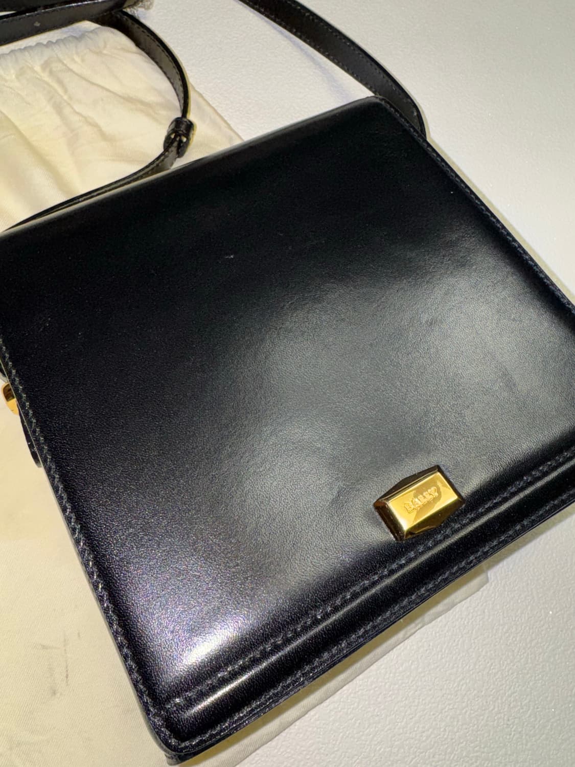 발리 숄더백 상품이미지1